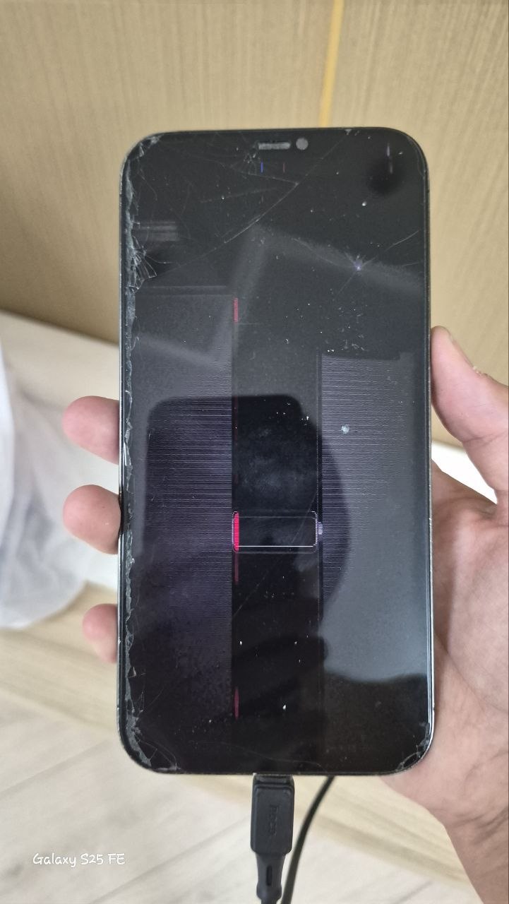 Продам это все за 74к  на запчасти или восстановление 
Samsung j7 сломан дисплей корпуса нет 
Аккум есть плата есть ну и — 4