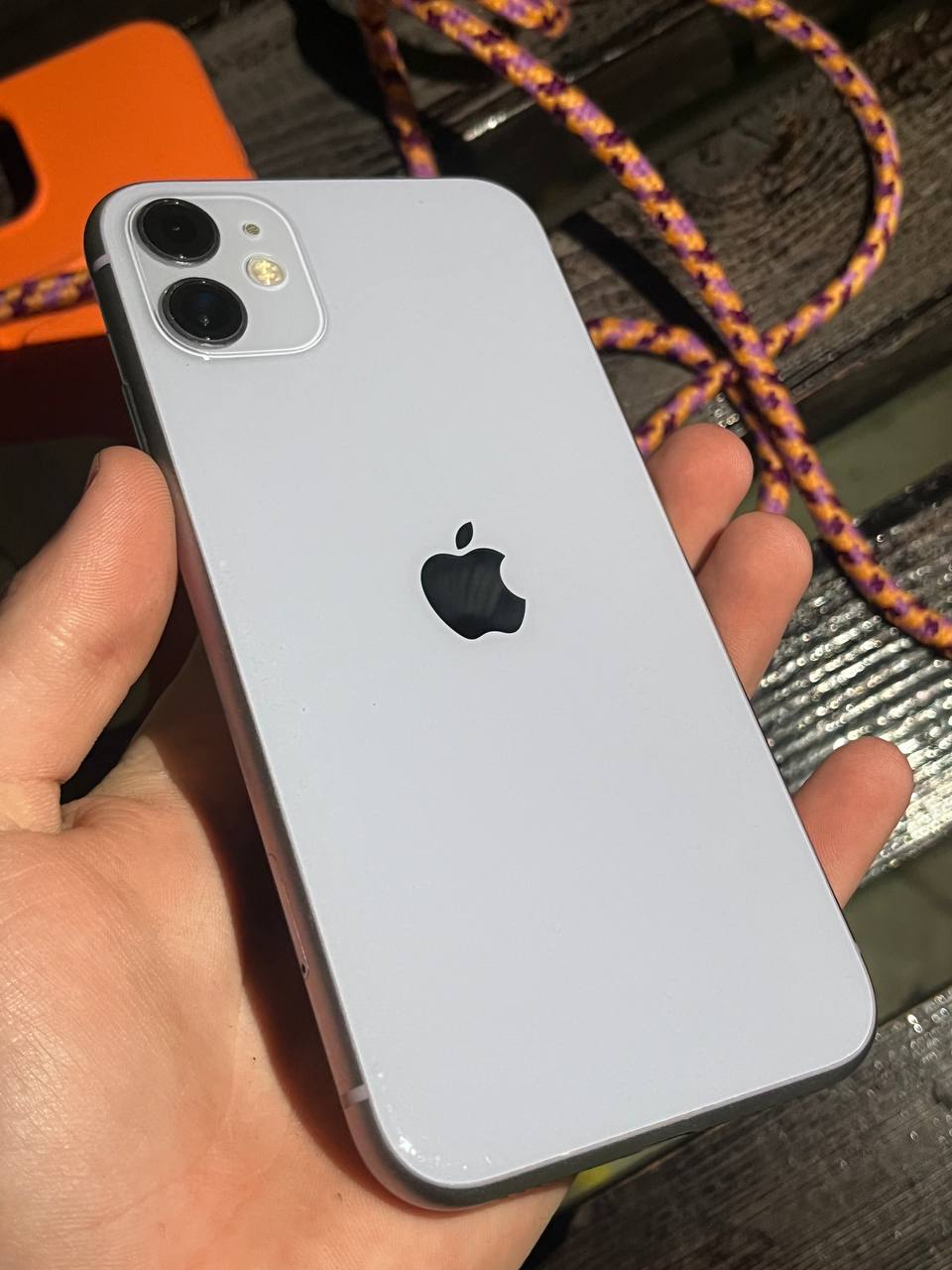 iPhone 11 128 ГБ, 70% аккумулятор, не работает верхний динамик — 4