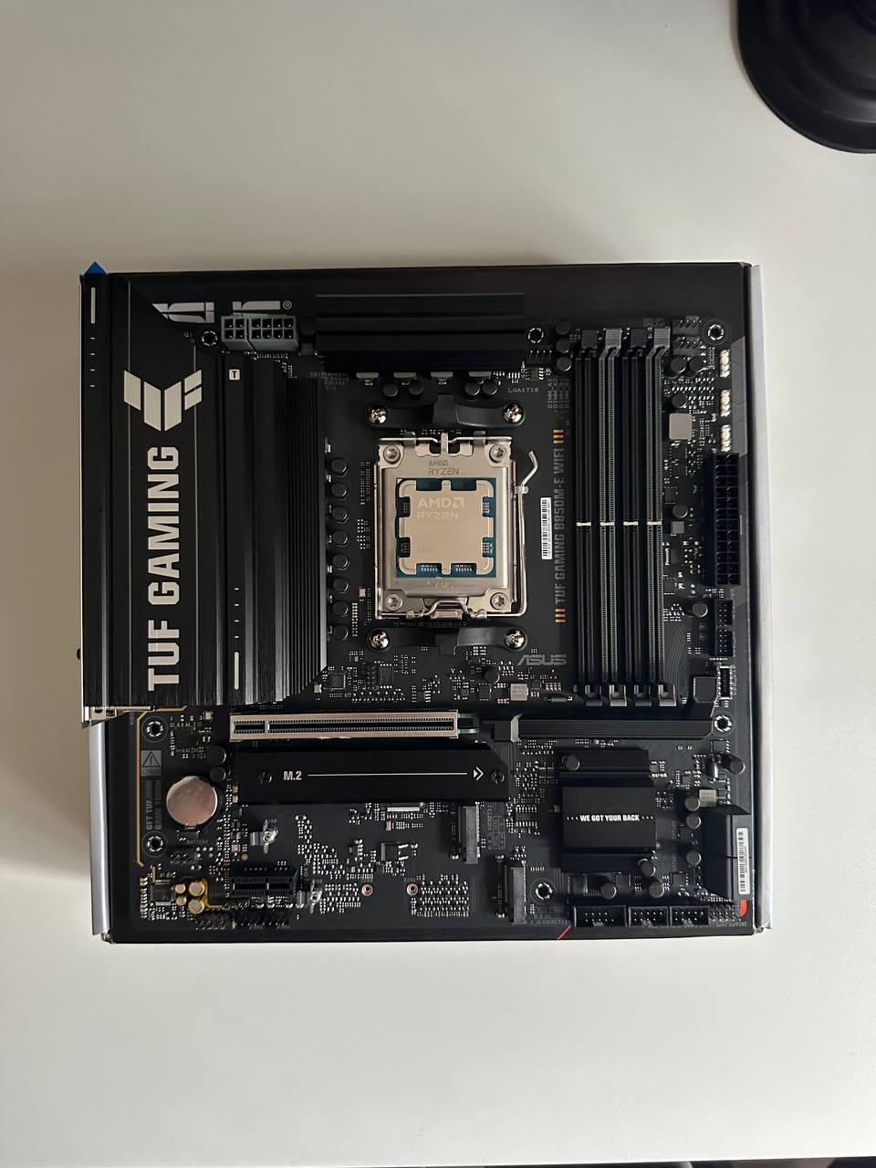 Продаю новые мышки, материнские платы и процессор
ATK Ghost Ultimate - 32000
ATK Zero - 28000 
ATK A9 Air Dragonfly - 28 — 5