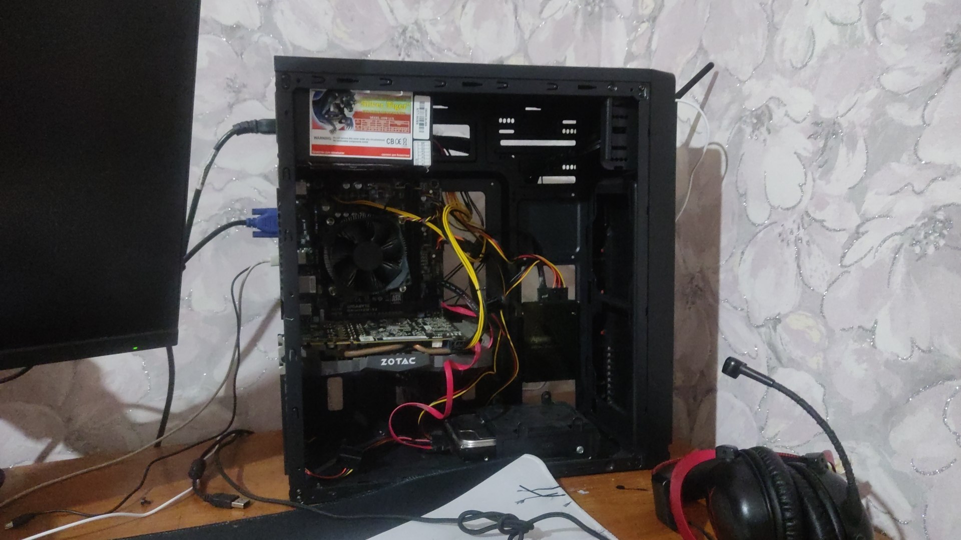 ПК P104-100 с i3-6098P, 8GB, SSD+HDD, Win11
