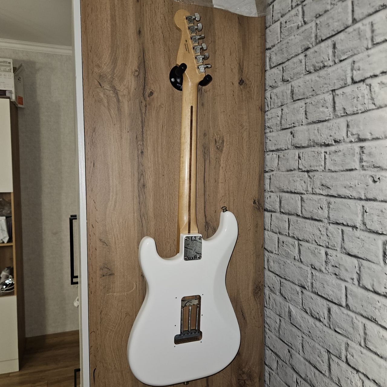 Fender Player Stratocaster 2022 полярный белый — 2