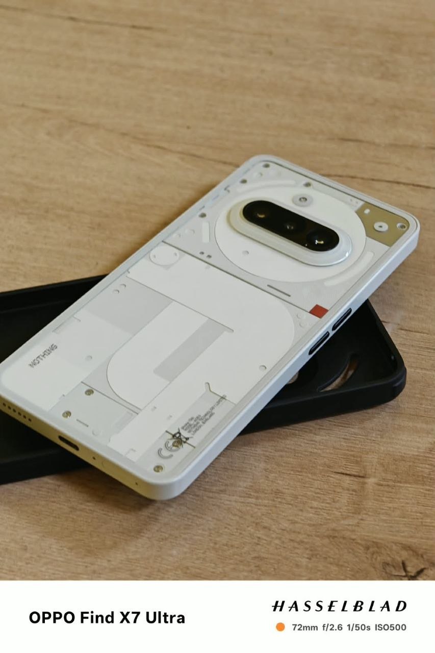 Продаю Nothing phone 3a 12/256
В хорошем состоянии есть два скола
Глифы работают все четко 
Быстрым могу сделать скидку — 2