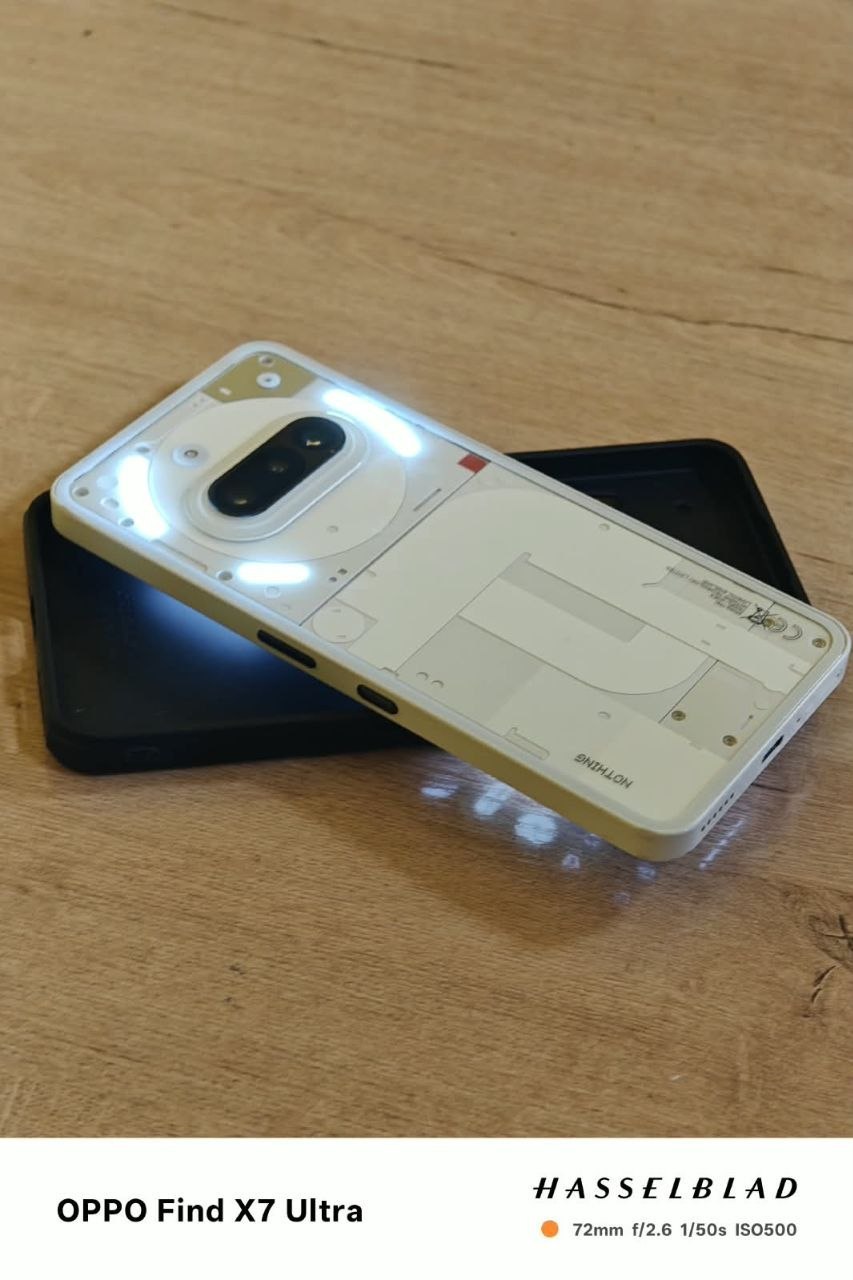 Продаю Nothing phone 3a 12/256
В хорошем состоянии есть два скола
Глифы работают все четко 
Быстрым могу сделать скидку — 4