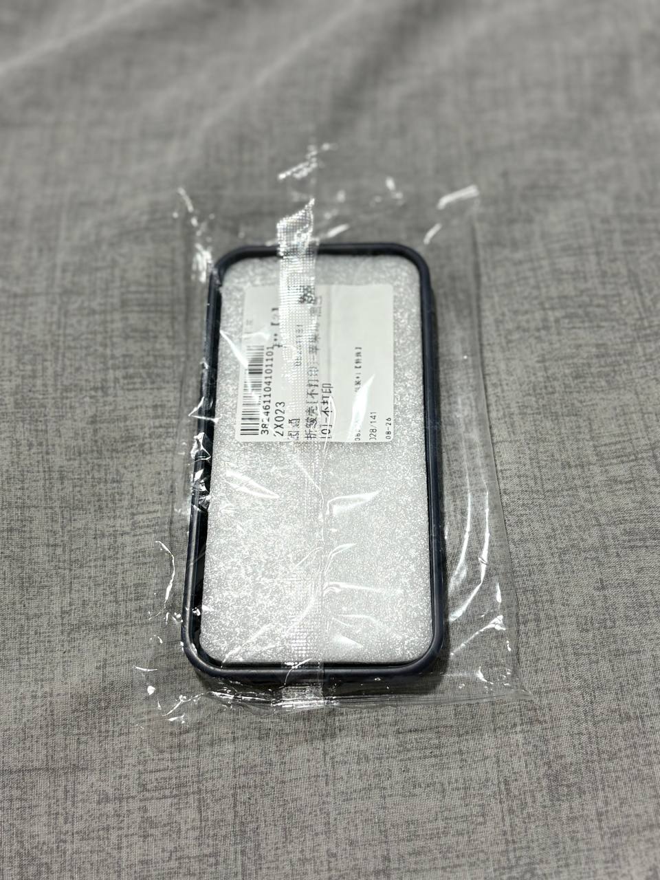Чехол iPhone 16 синий