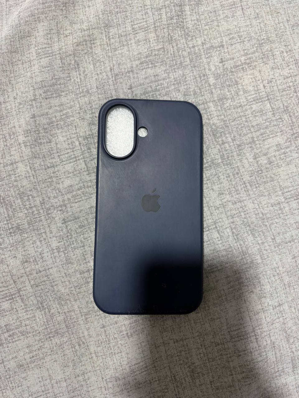 Чехол iPhone 16 синий — 2