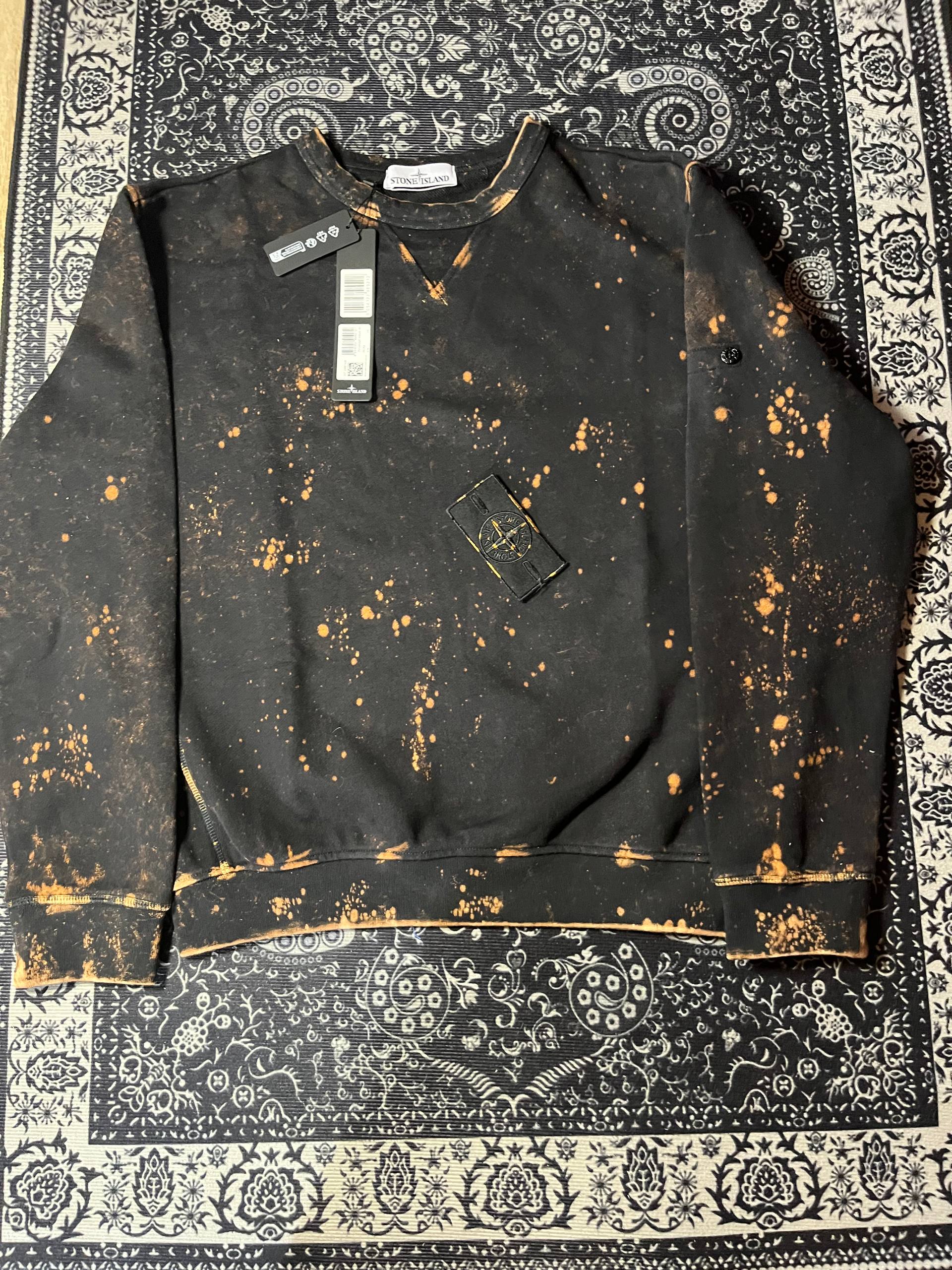 Свитшот Stone Island FFLPA черный с оранжевыми пятнами — 5