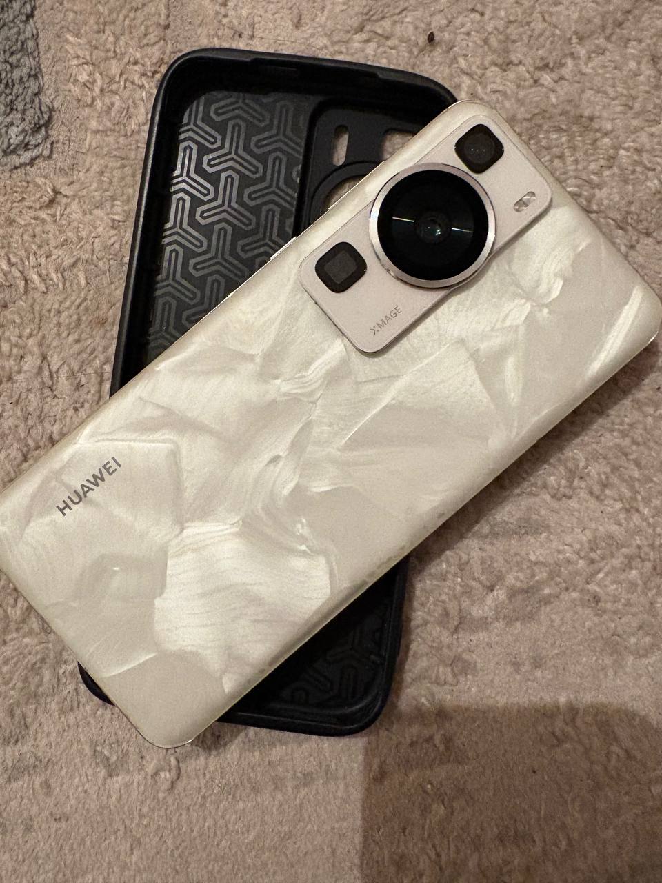 Huawei P60 8/256 ГБ — 2