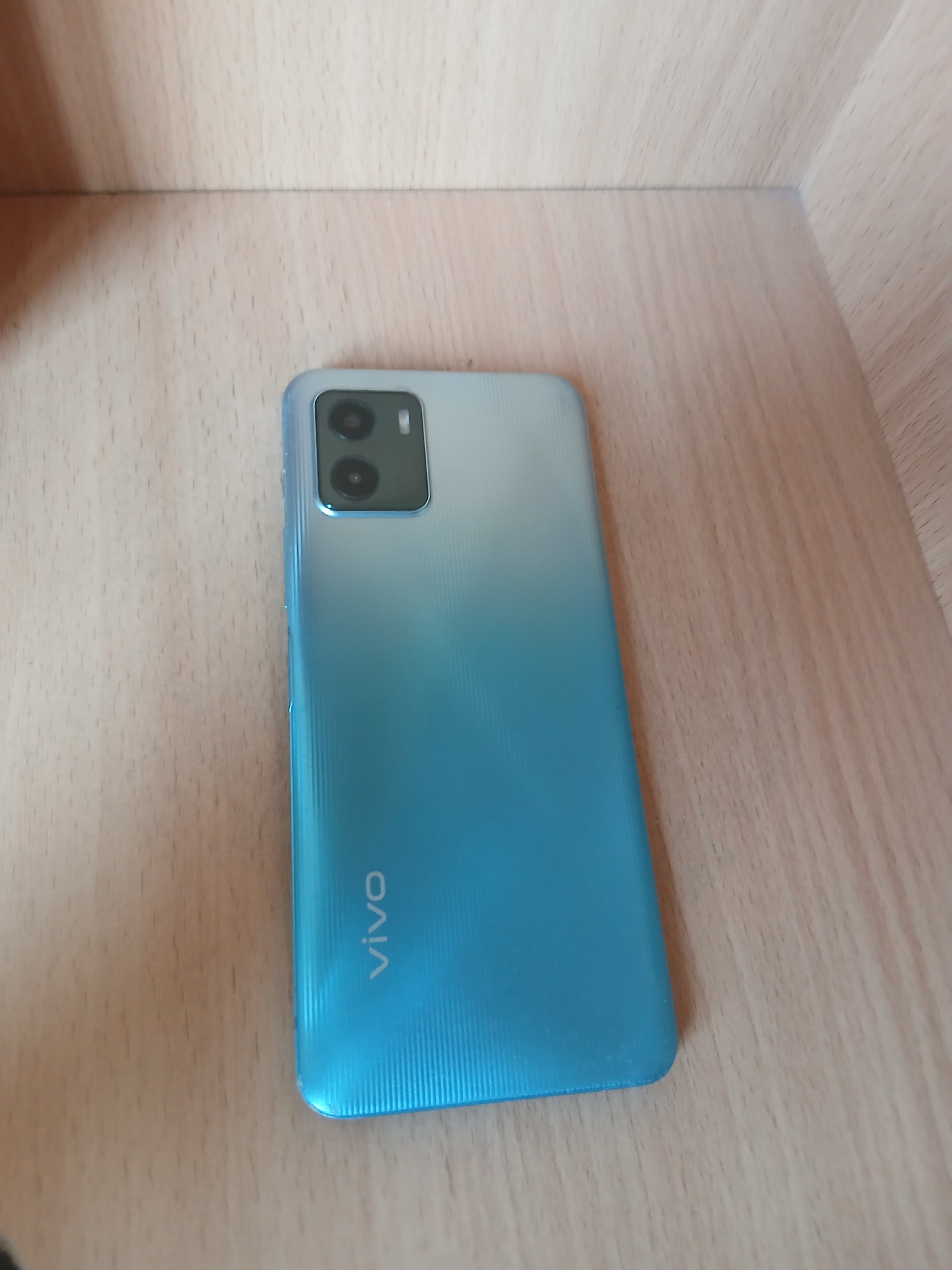 Продам телефон Vivo — 5000 — 4