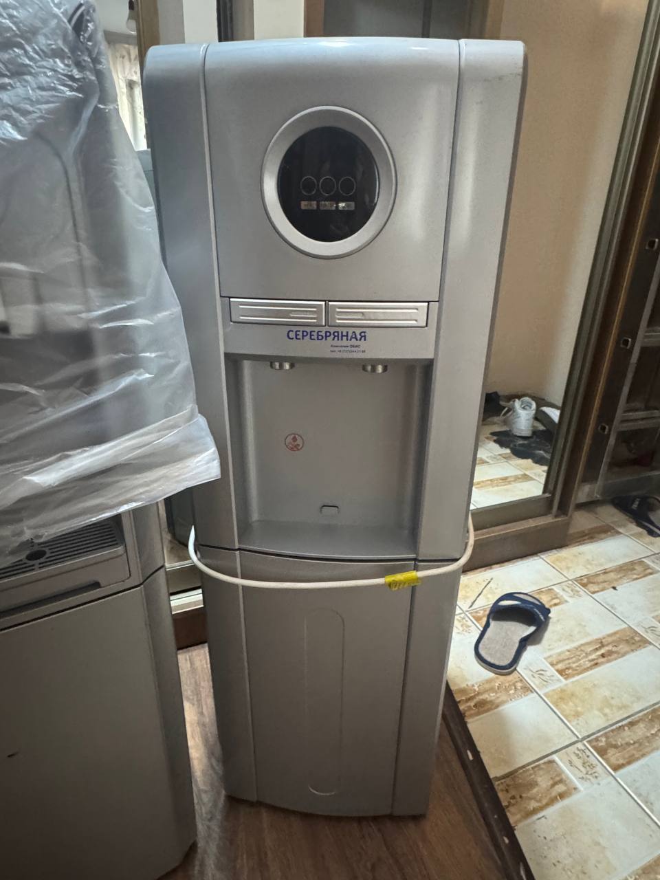 Продам кулер б/у самовывоз с Аксая. 10000тг.