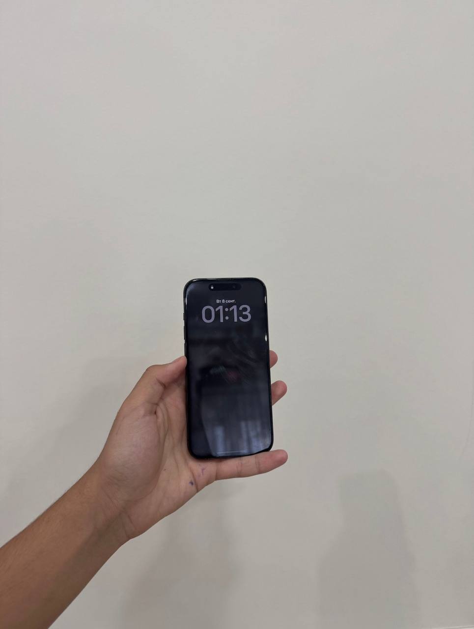 iPhone 15 128GB в идеальном состоянии, аккумулятор 100% (оригинал, б/у, 2025 г.)