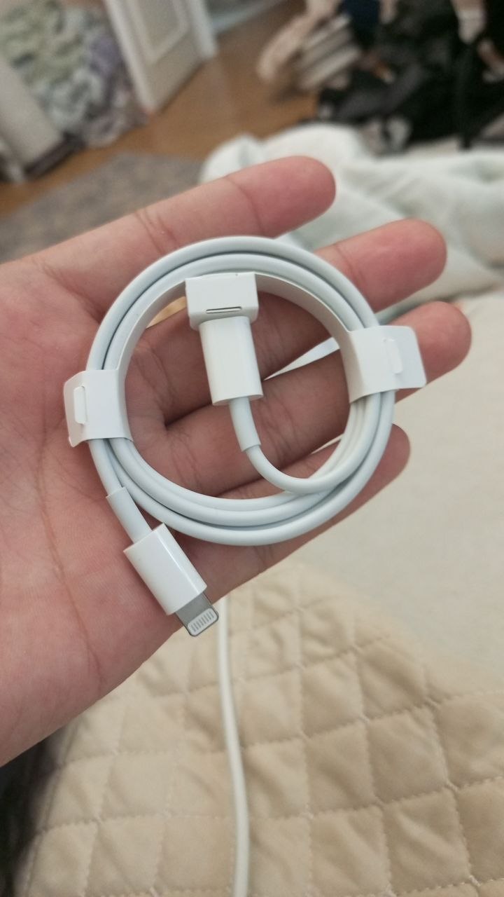 Провод Lightning для iPhone оригинал