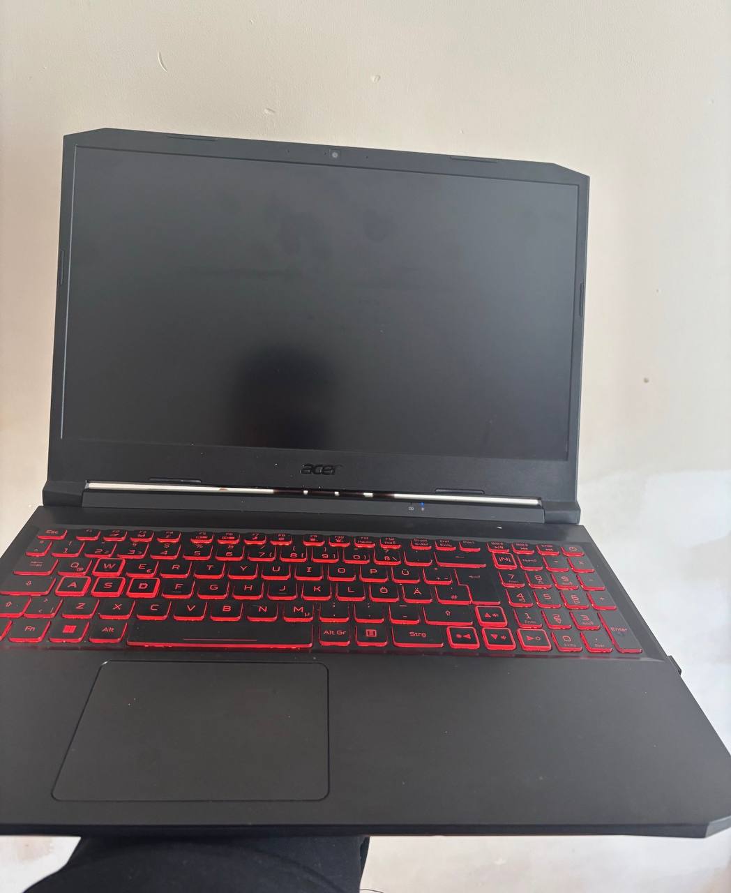 Игровой Acer Nitro 5 (RTX 3050 / i5-11400H)
Мощный ноут в отличном состоянии. Тянет любые игры и тяжелые программы.
• Пр — 2