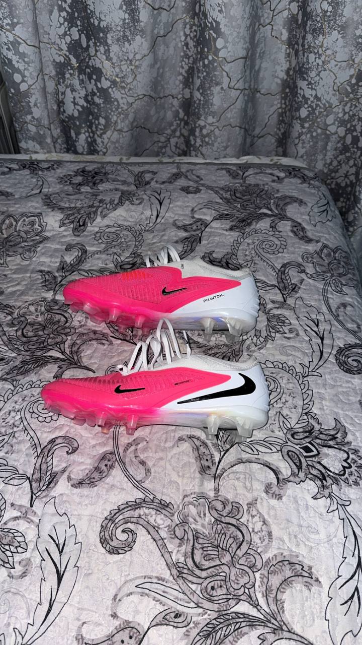 Nike Phantom 41 размер — 2