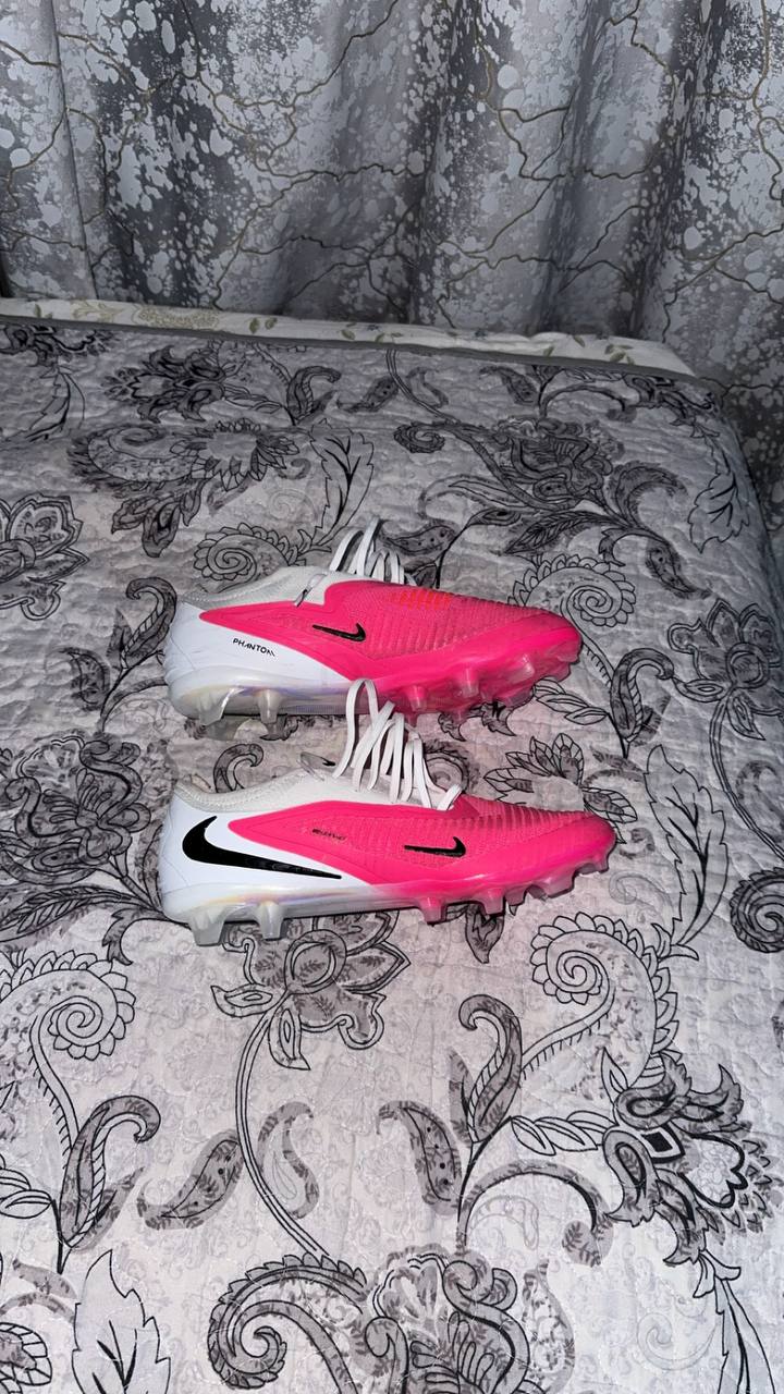 Nike Phantom 41 размер — 4