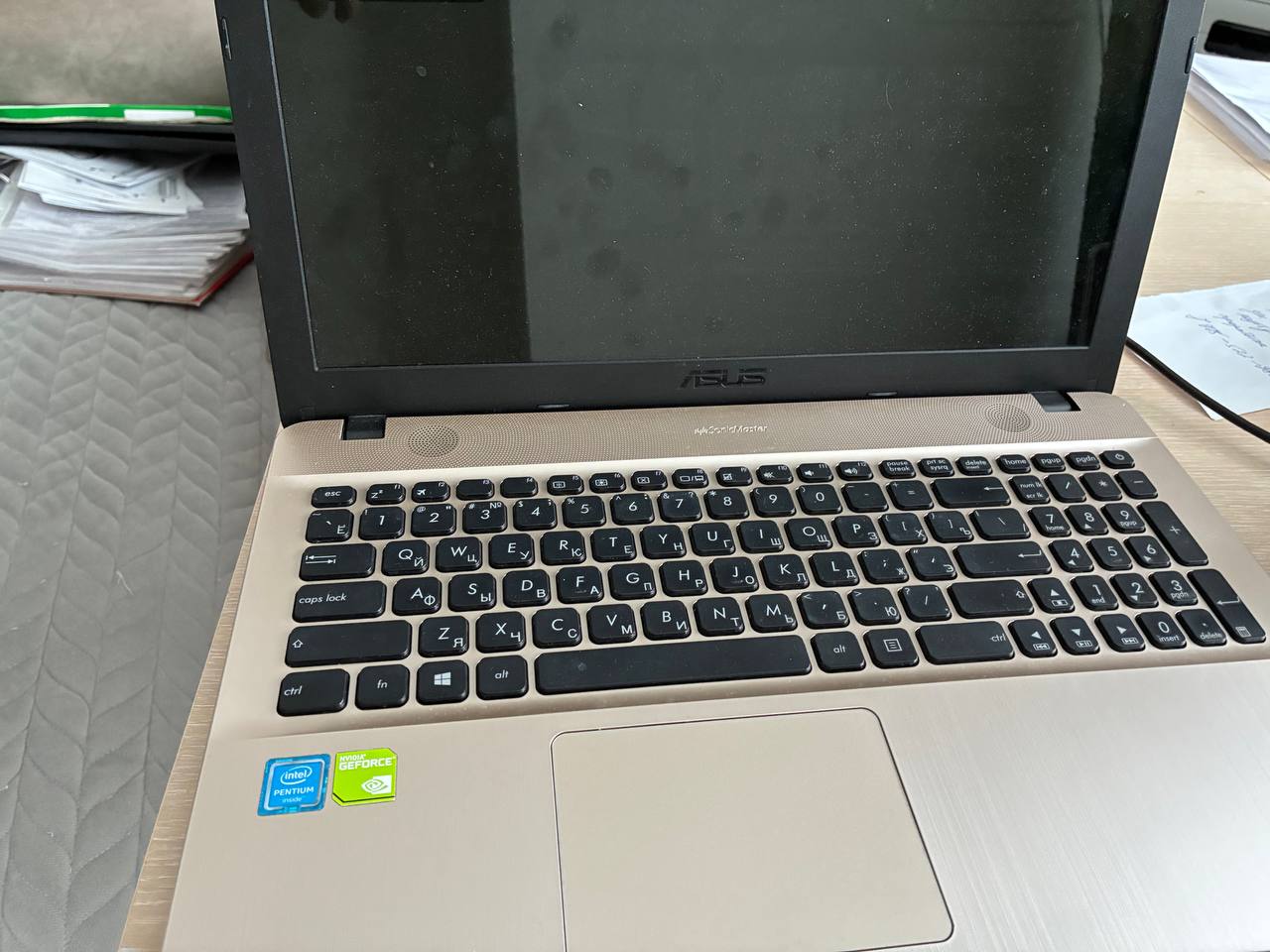 Ноутбук ASUS X453MA 2016 года