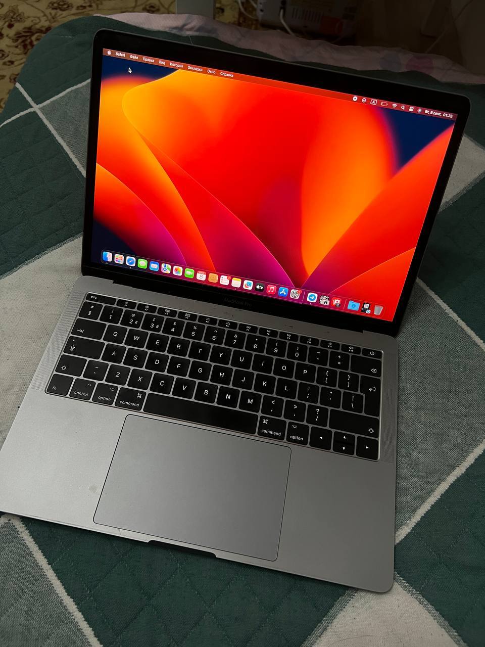 MacBook Pro 13 дюймов 2017 Intel Core i5 8GB 256GB — 2