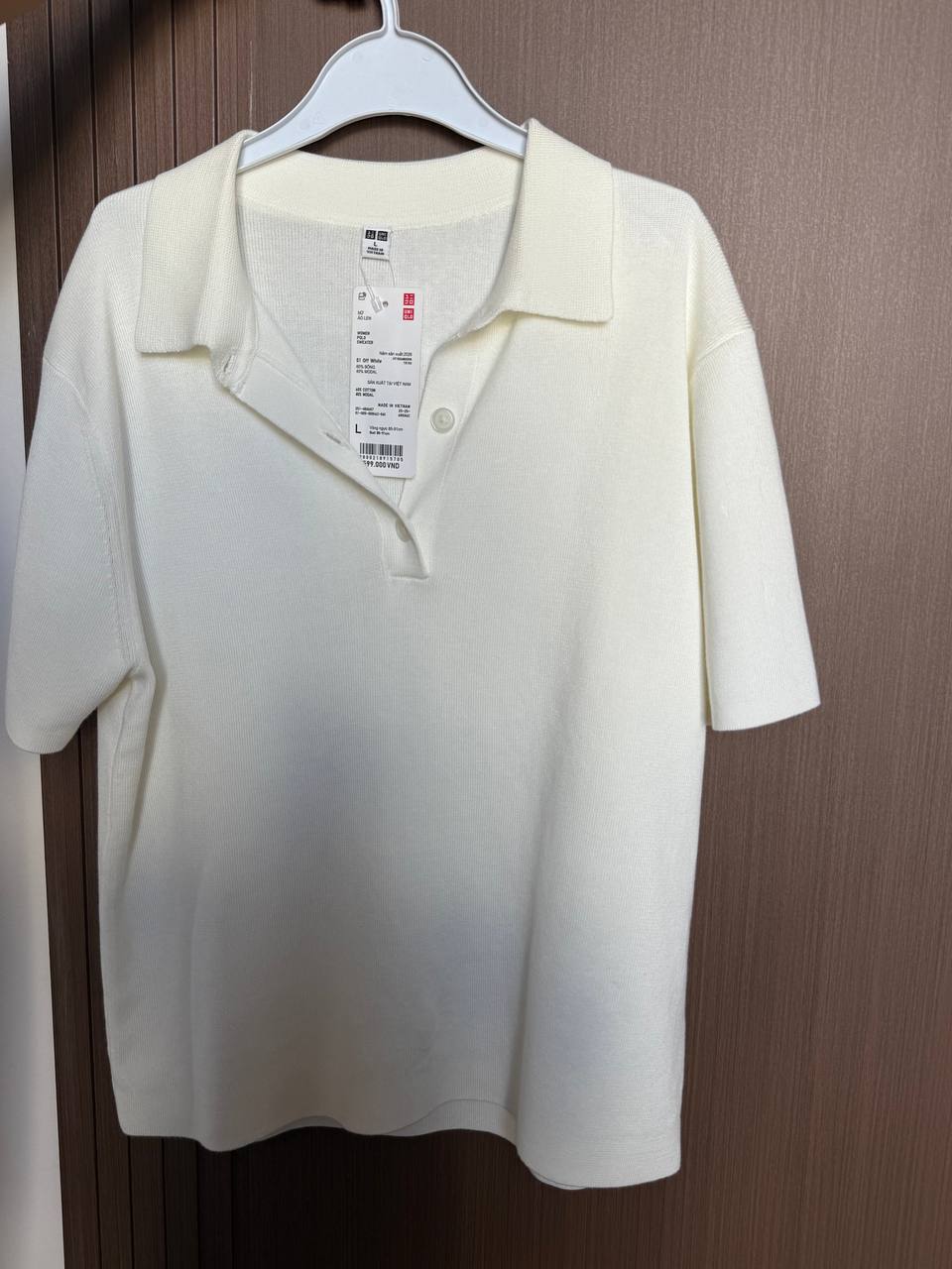 Поло Uniqlo белое с темно-синим воротником — 2