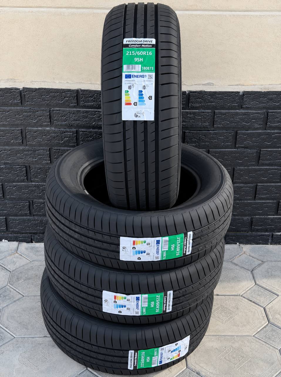 Шины 215/60R16 ENERGY Comfort Motion (комплект из 4 шт.) новая 2026 года