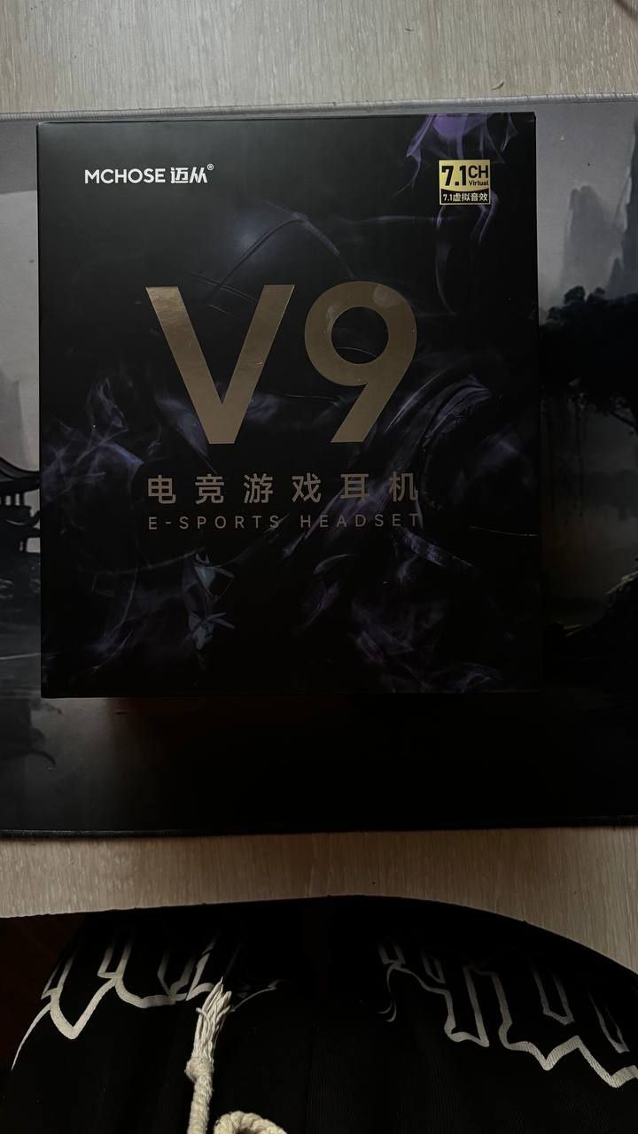 Игровые наушники MCHOSE V9 PRO белые, в идеальном состоянии, с коробкой и аксессуарами