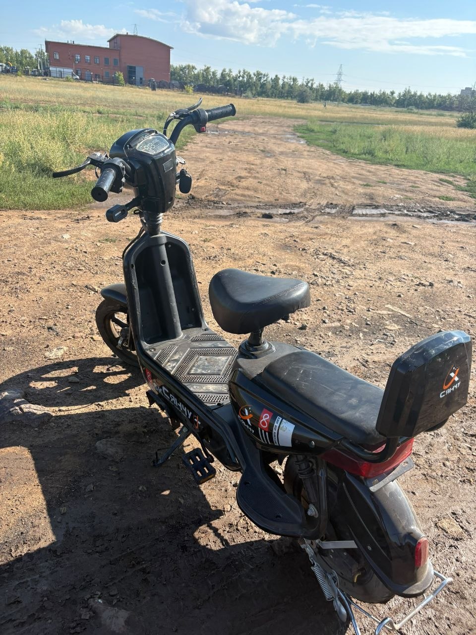 Продам два электро скутера,цена договорная — 5