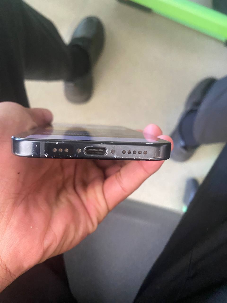 iPhone 15 256 ГБ — 4