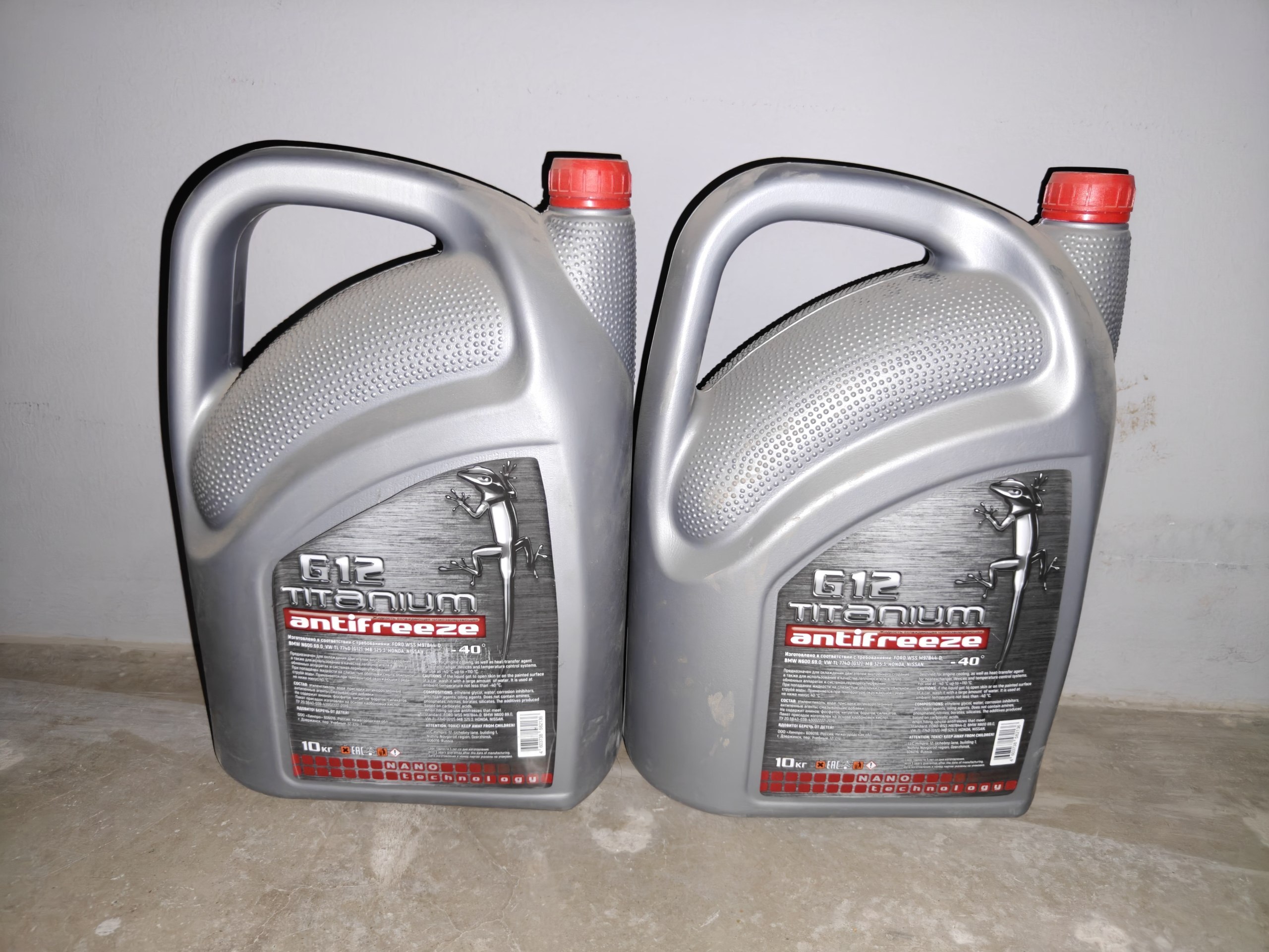 Продам антифриз Дзержинский (titanium) 10 кг × 2 шт. — 2