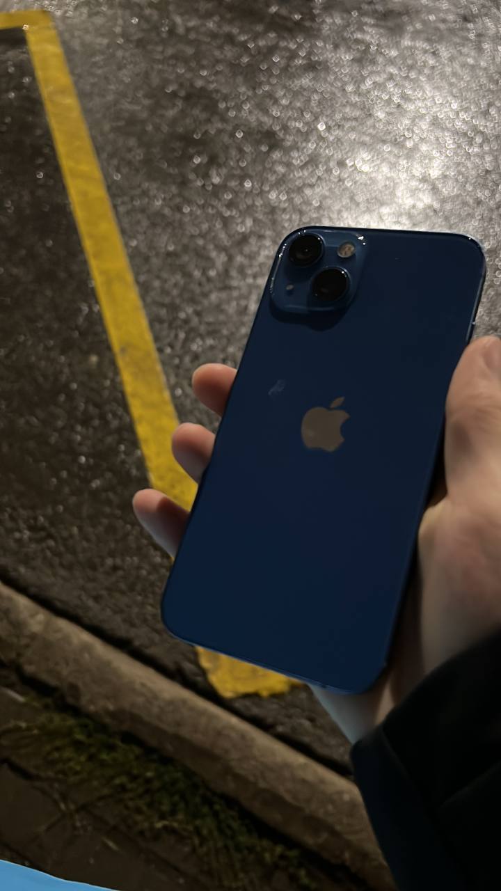 iPhone 13 с коробкой, не вскрывался