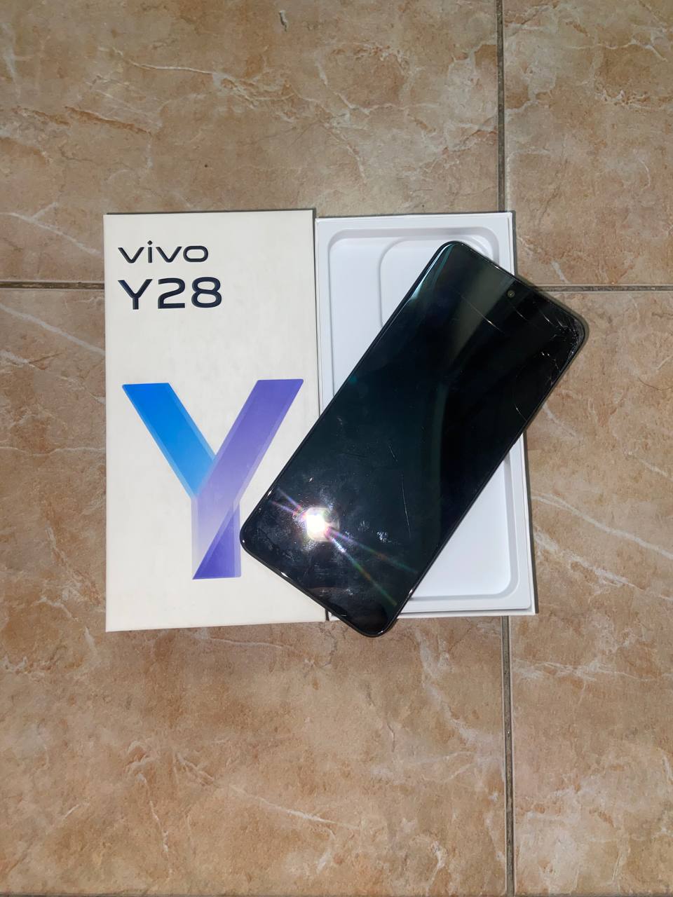 vivo Y28 256 ГБ, 8 ГБ, экран разбит — 3