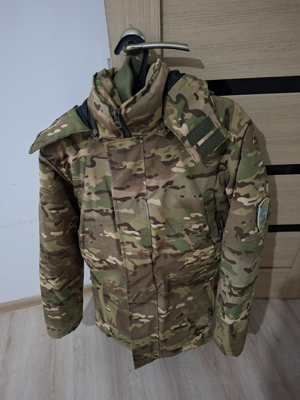 Продам камуфляж на военную кафедру 
Полный комплект размер на фото
Цена 45к — 4