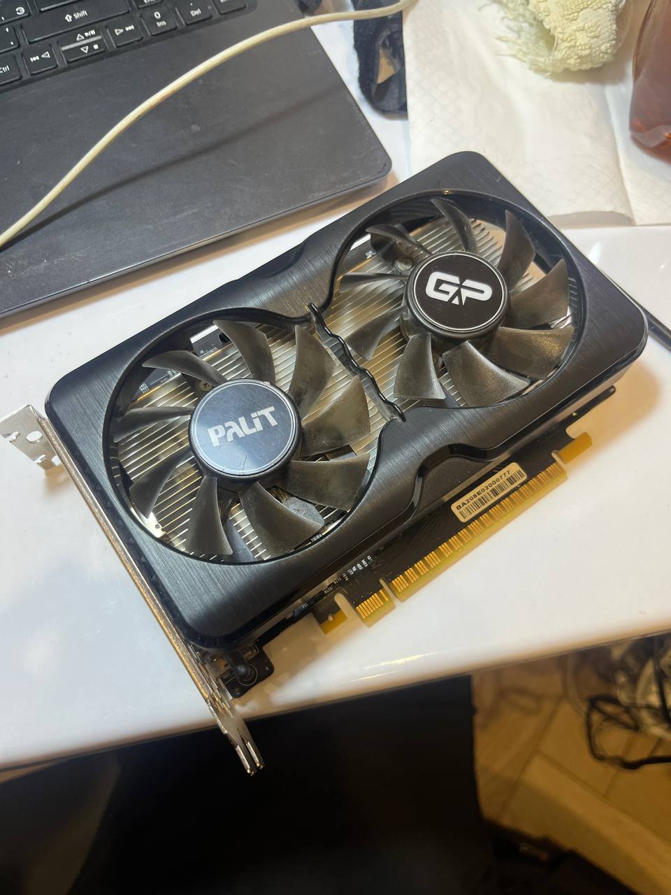 Продам видеокарту Palit GeForce GTX 1650 SUPER GamingPro 4GB