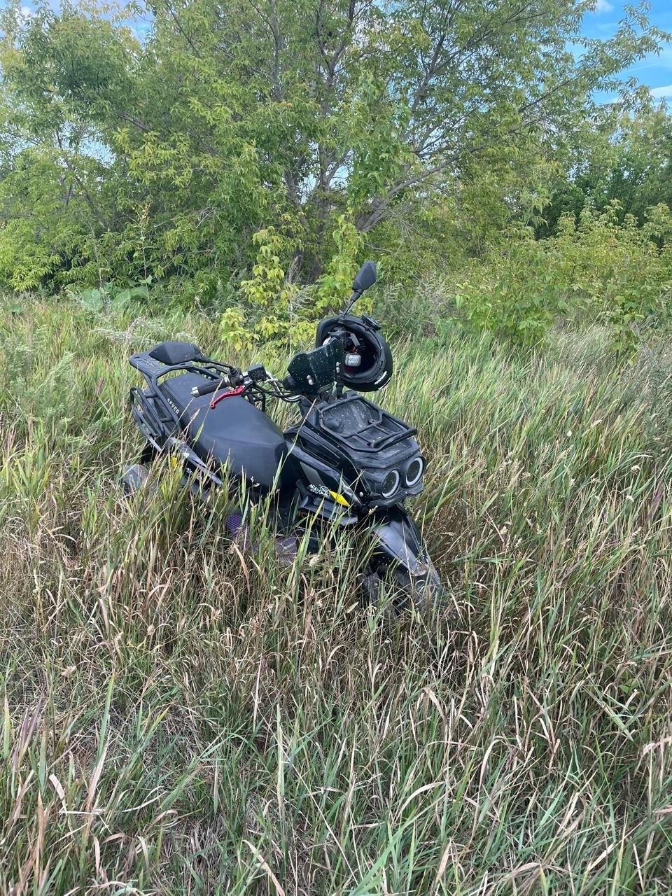 Танк 150кубов🥵
Мотор север 😁
Руль от самурая 😅
Тяга зверь👻
Минус по пластику 👹
130.000к( небольшой торг ) обмен на айфон