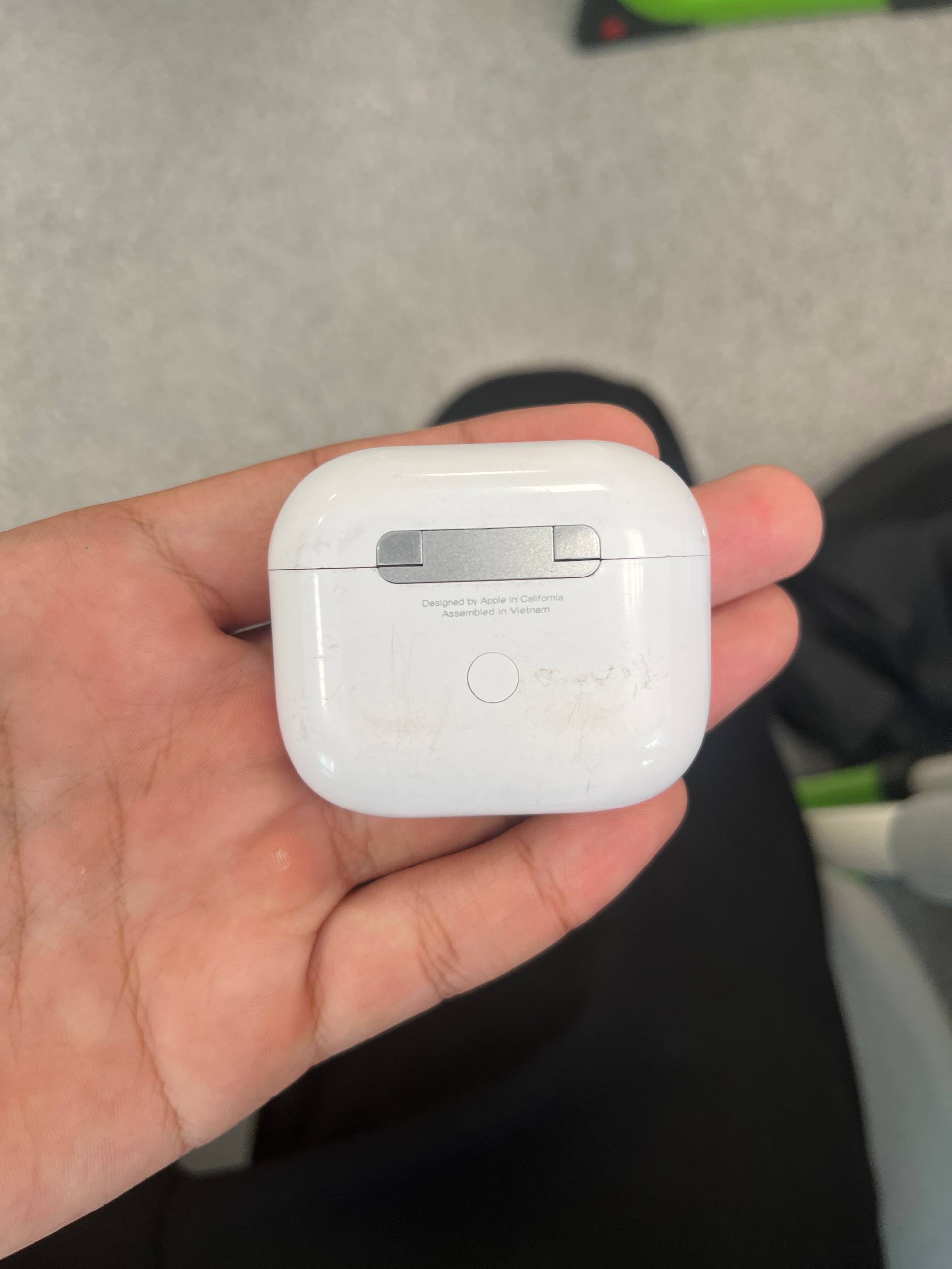 AirPods 3 — 2